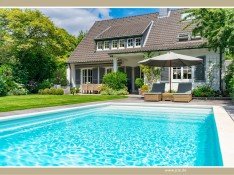 Hauptbild Exklusives Familiendomizil mit Pool in Meerbusch-Büderich - für Käufer provisionfrei